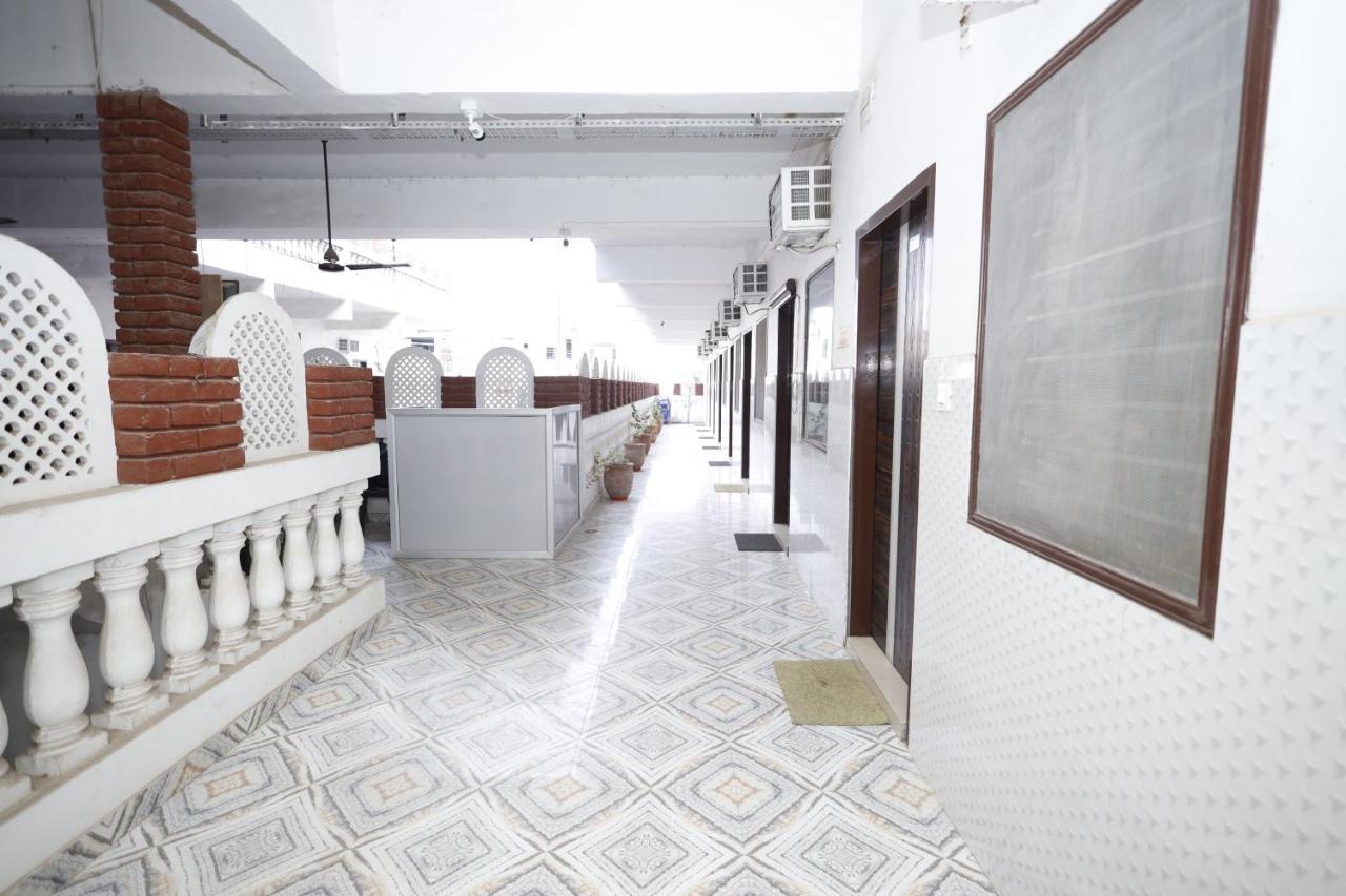 Hotel K Fort Jalandhar Extérieur photo